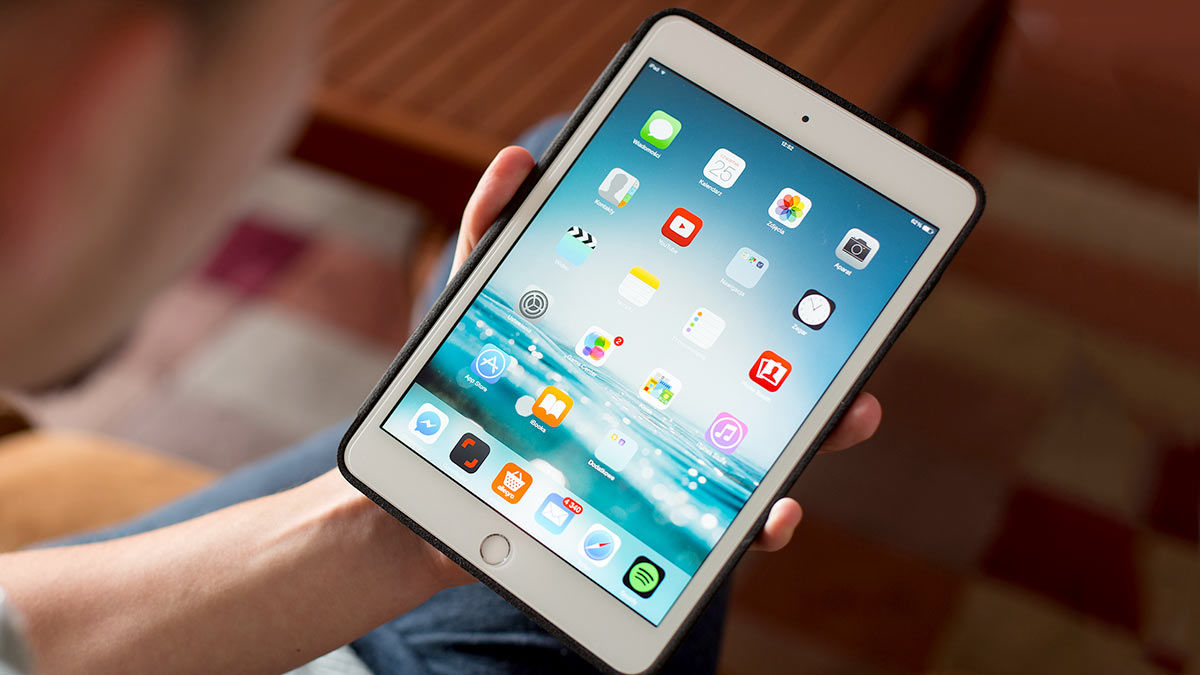 Apple анонсировала выпуск планшета с полностью обновленным экраном.