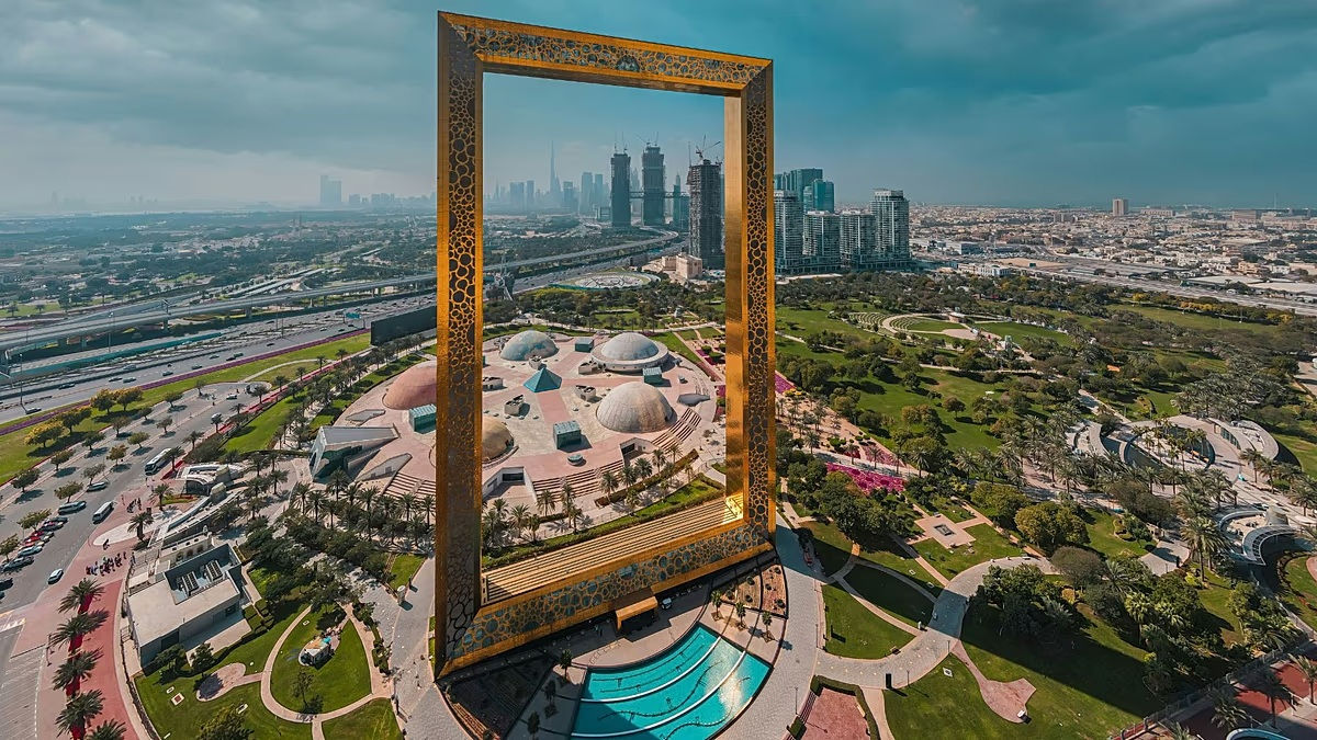 Dubaiul se pregătește să deschidă o stradă făcută din aur.
