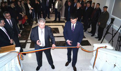 Первым делом в качестве премьер-министра Ион Стурза намерен остановить создание государственных агентств.