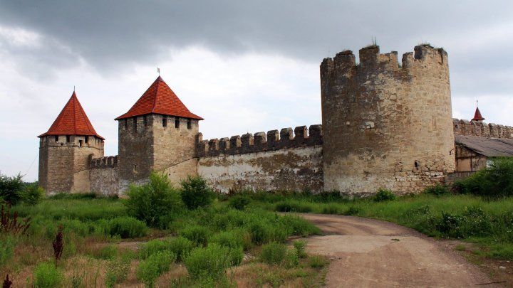 В Бендерской крепости началась реставрация.