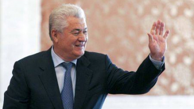 Liderul comuniştilor Vladimir Voronin le-a arătat din deget ambasadorilor europeni şi i-a acuzat că nu au luat apărarea canalului comunist NIT.