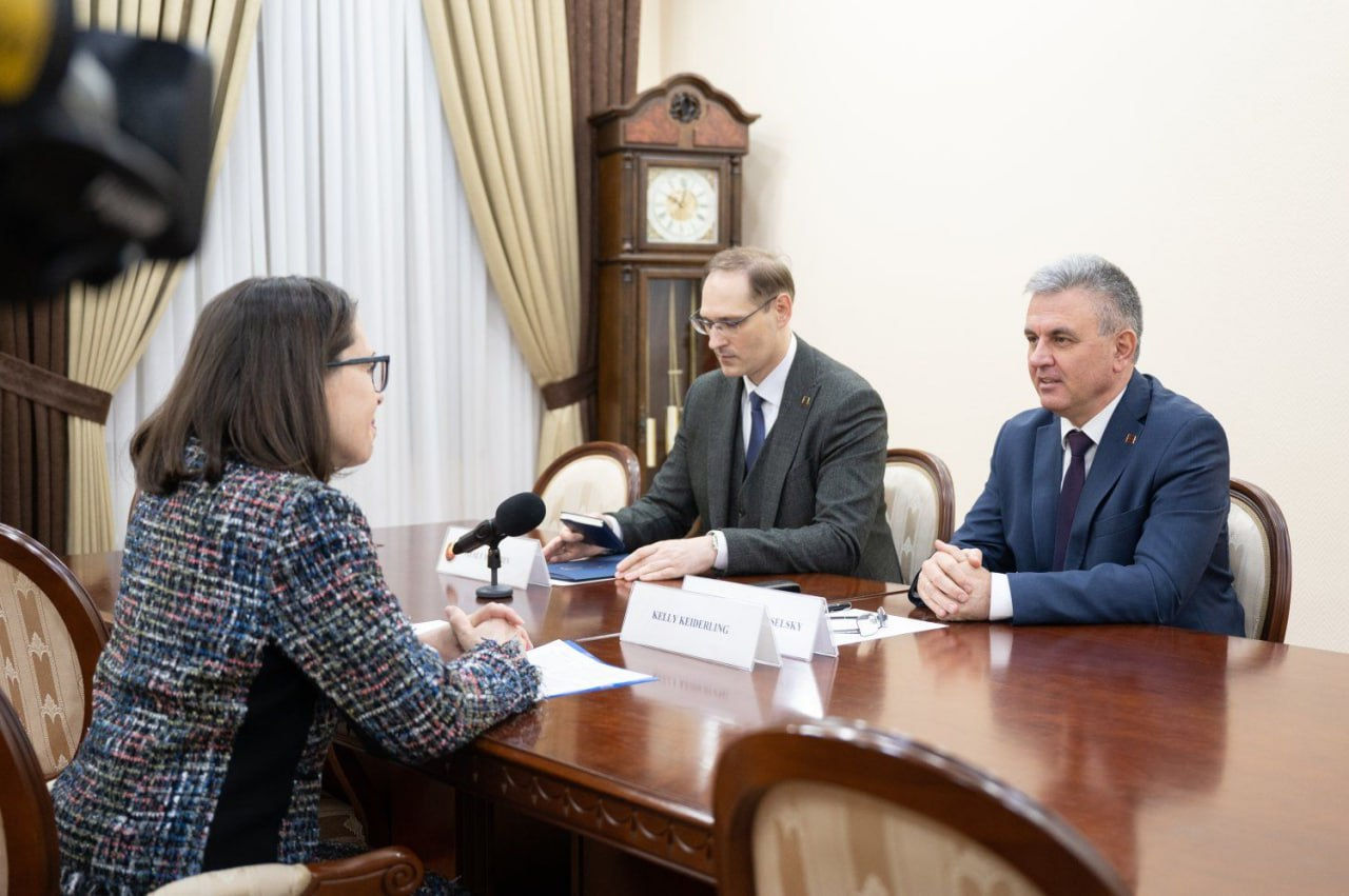 Şeful Misiunii OSCE a discutat cu Krasnoselski despre criza energetică.