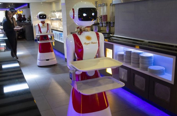 Tara in care un restaurant foloseste roboti infioratori