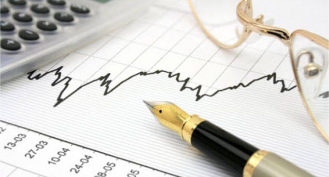 Валовая добавленная стоимость (ВДС) в целом по экономике снизилась на 3,9%.