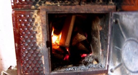 Doi pensionari din Transnistria, în stare gravă în urma unui incendiu.