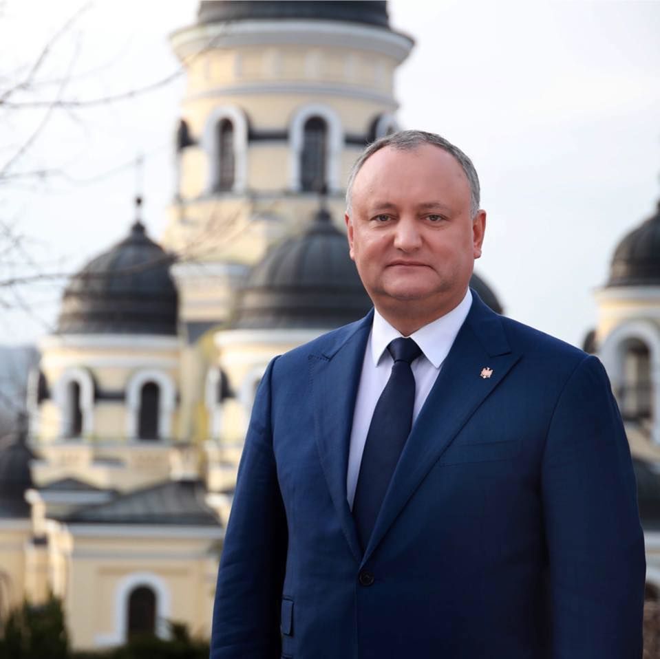 Игорь Додон поздравил жителей Республики Молдова с праздником святого Василия.
