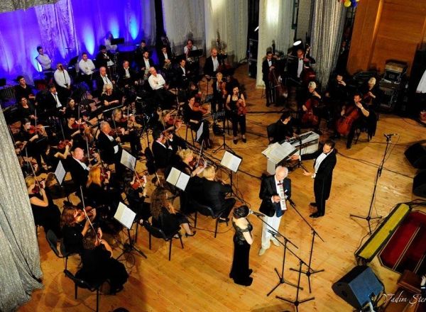 Maestrul Eugen Doga a susţinut un concert spectaculos, la Soroca. Foto. protv.md