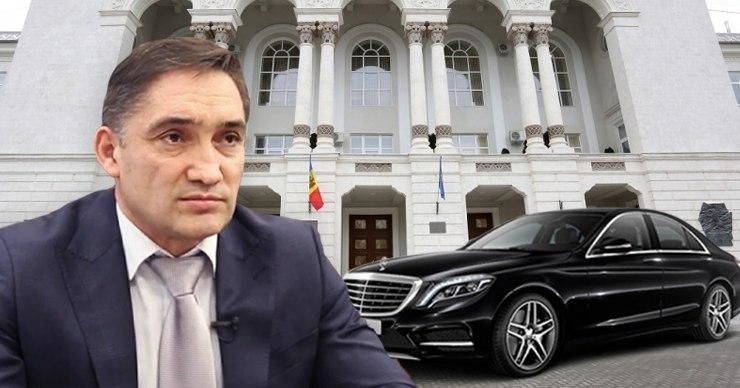 Стояногло призвал прокуроров не указывать в декларациях авто по 5000 леев. Фото: Point.md