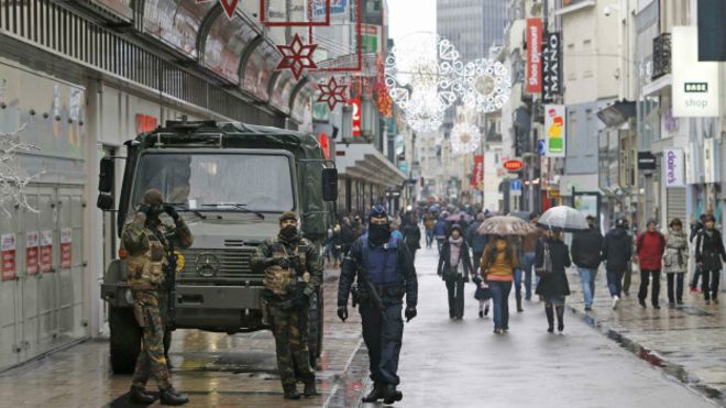Охранять два вокзала будут в сумме около 500 военных.
