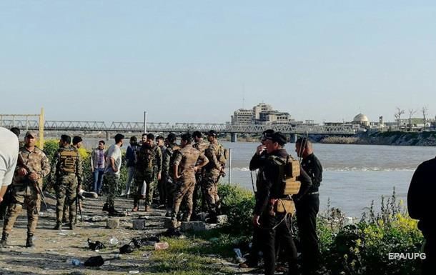 По подозрению в причастности к трагедии задержаны девять человек.
