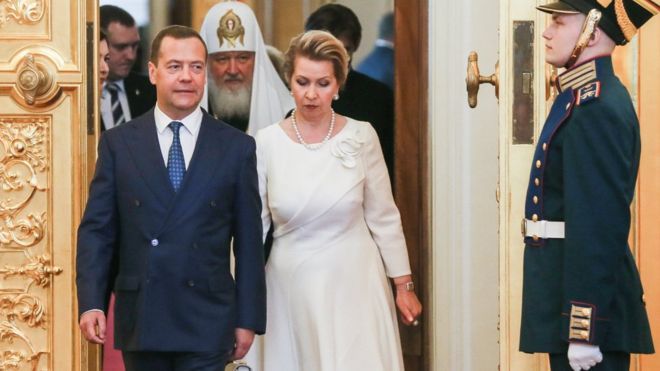 Правительство России под руководством Дмитрия Медведева ушло в отставку.