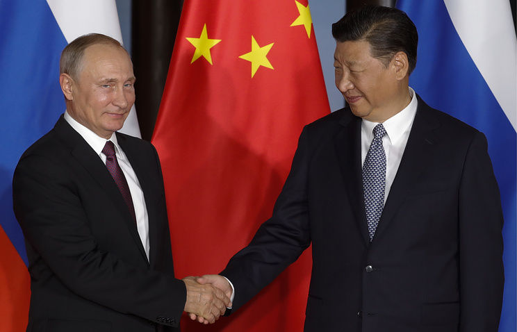 Путин поблагодарил китайского коллегу за приглашение посетить этот город.