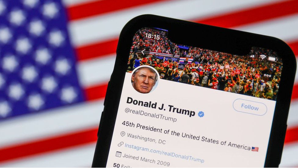 Google добавила приложение соцсети Дональда Трампа в свой магазин.