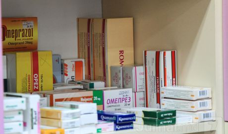 В некоторых больницах запасов лекарств хватит лишь на 30-60 дней.