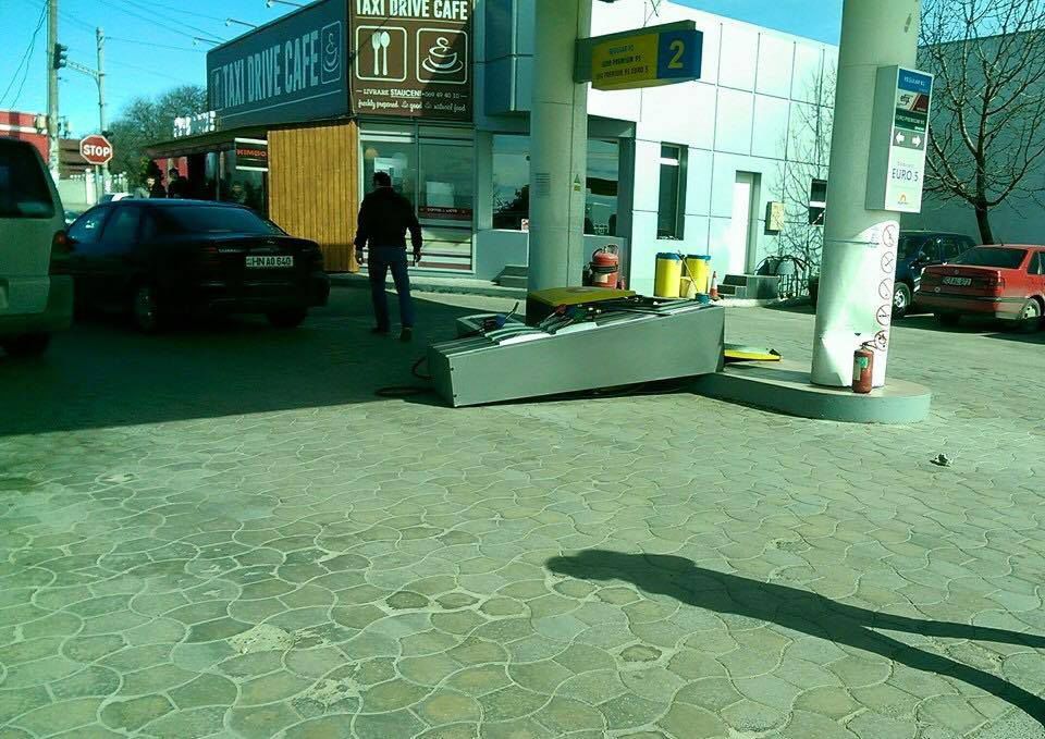 Инцидент произошел на одной из заправок Ставчен.