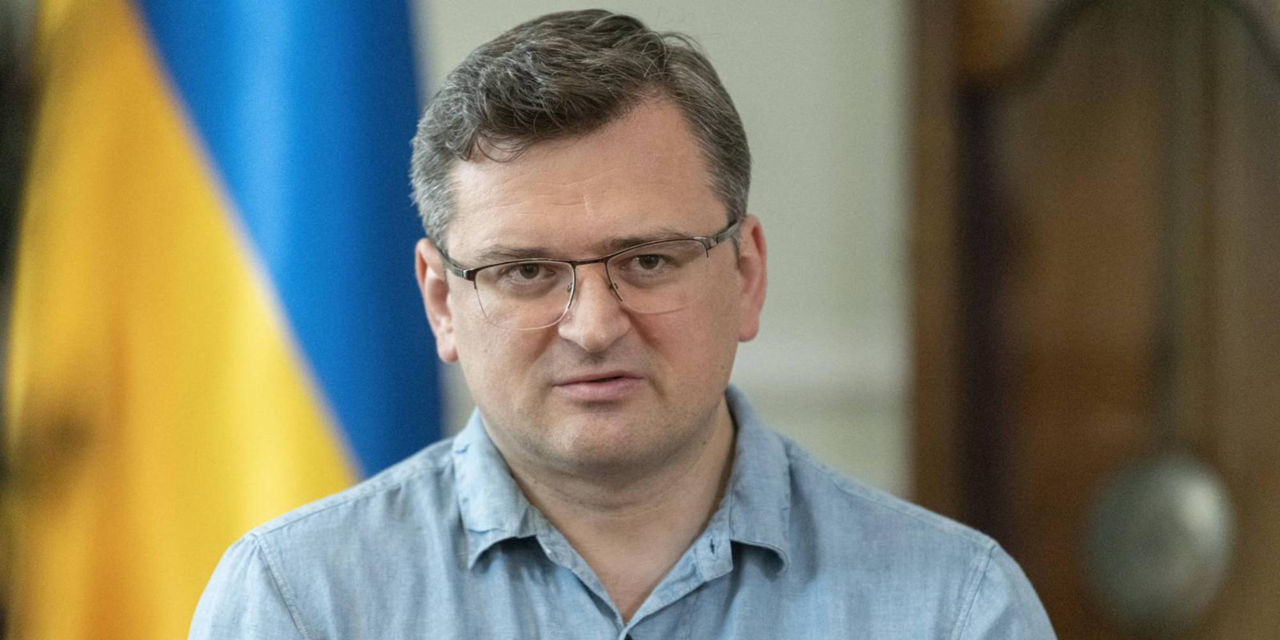 Кулеба "разочарован" отказом Берлина поставлять танки.