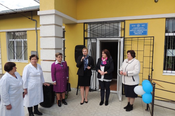 În satele Sîrcova și Țăhnăuți au fost inaugurate două Centre de sănătate. 