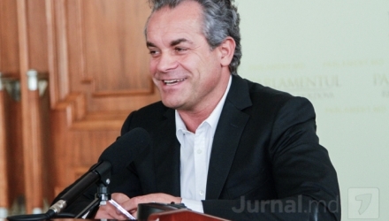 Averile ascunse ale oligarhului Vladimir Plahotniuc ar putea ajunge în instanță.