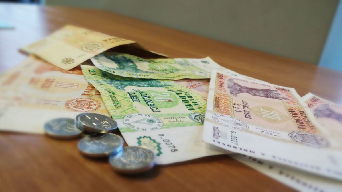 Молдавский лей несколько ослаб по отношению к основным и региональным валютам. Фото: agora.md