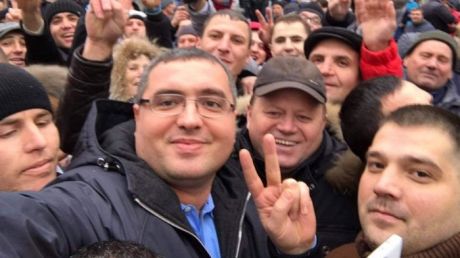 Renato Usatîi nu a votat la ambasada Moldovei din Rusia. Foto: facebook.com