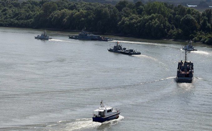 На Дунае проходят военные учения Украины и Румынии.