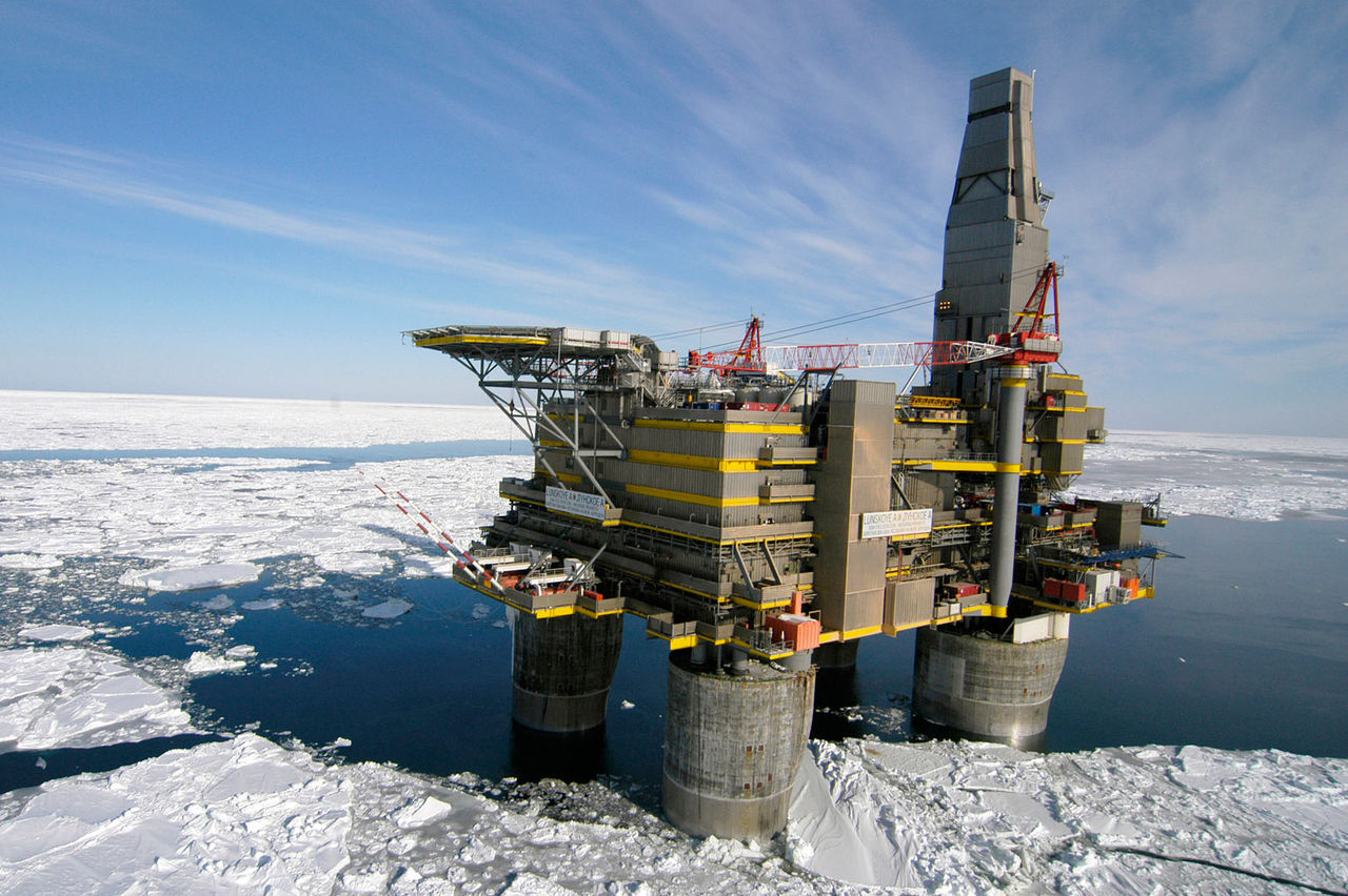 Запасы нефти в Арктике сравнимы с запасами Западной Сибири. Фото: ictsd.org