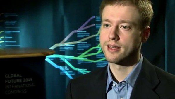 Rusul Dmitri Itskov și-a propus ca în următoarele trei decenii să aducă aproape de realitate viața unui „avatar” holografic nemuritor.