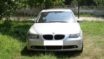 Mașina în valoare de 35.000 de lei a fost indisponibilizată în vederea continuării și definitivării cercetărilor.