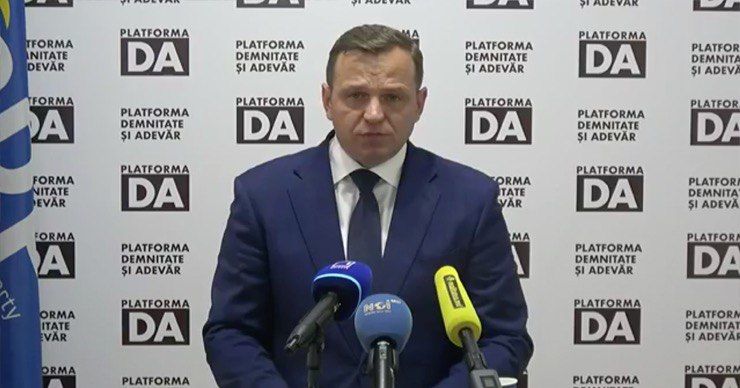 Андрей Нэстасе: Понятно, что вотум недоверия не поддерживается.