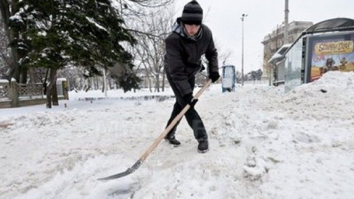 București. Aproape 2.000 de apeluri la ambulanţă, în ultimele 30 de ore