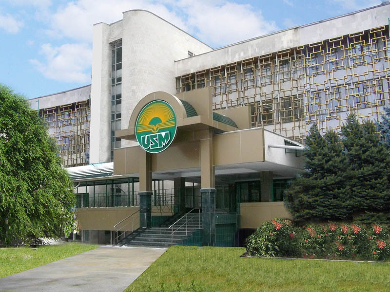 In blocul in care a izbucnit incendiul isi fac studiile studentii de la Facultatea de Limbi Straine.