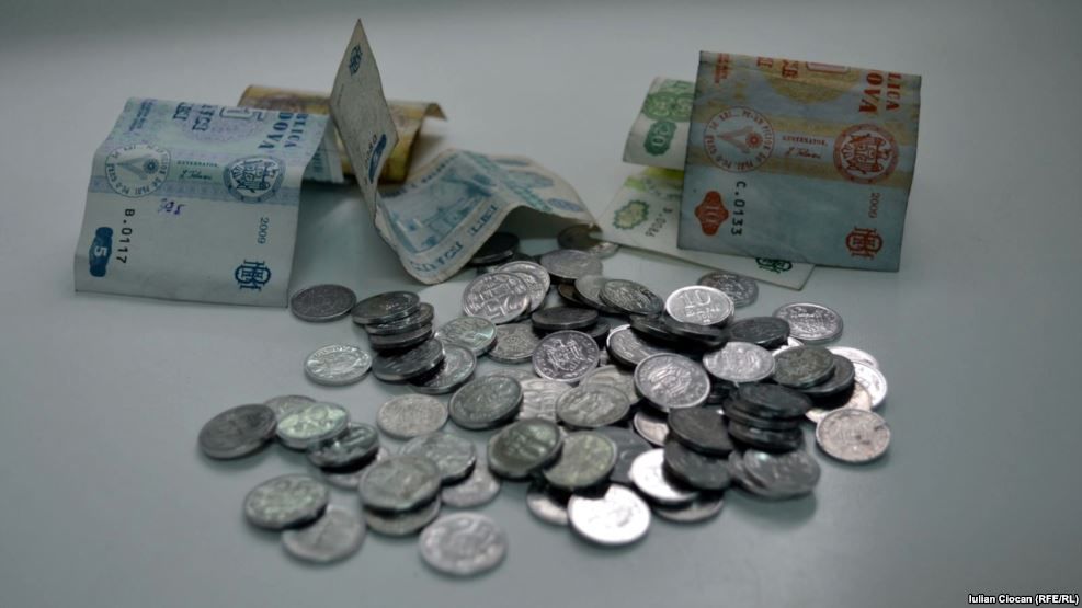 Нацбанк установил на сегодня курс евро на уровне 22 леев и 20 банов. Фото: europalibera.org