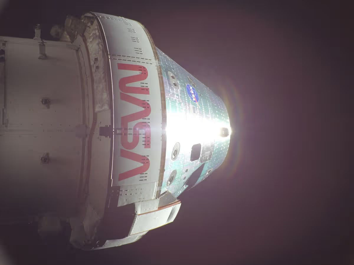 Миссия "Артемида-2": Экипаж NASA приблизился к самой опасной фазе полета.