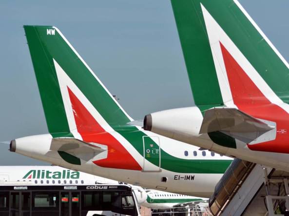 В Италии проходит 24-часовая забастовка пилотов компании Alitalia.