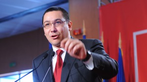 Victor Ponta, a sosit la Chișinău într-o vizită oficială de două zile în cadrul căreia urmează să participe la inaugurarea lucrărilor de construcție a gazoductului Iași-Ungheni.