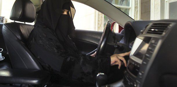Femeile din Arabia Saudită vor putea să-şi deschidă propriile afaceri. Foto: Aktual24