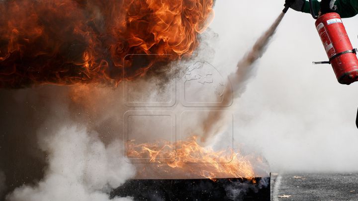 Incendiu devastator. Cinci copii au murit, după ce casa în care locuiau a ars
