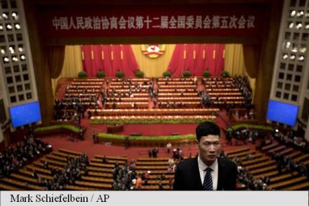 Parlamentul Chinei are circa o sută de membri care sunt miliardari în dolari. 