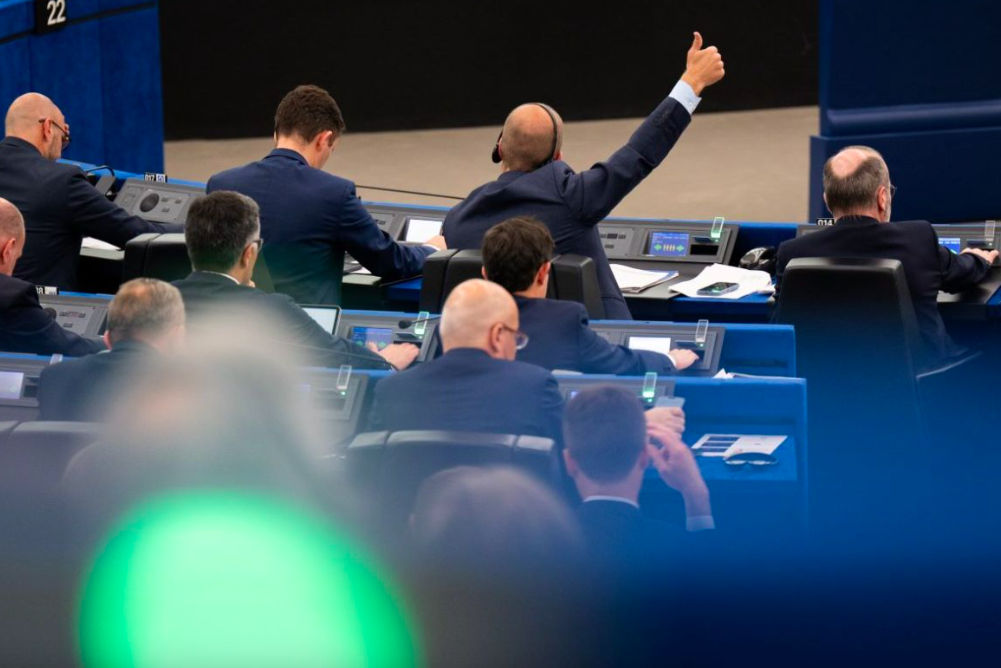Европарламент одобрил предложение о долгосрочном бюджете ЕС.
