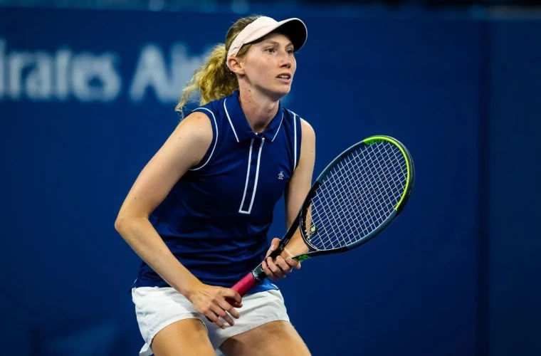 Кристина Букша прошла квалификацию во втором раунде Australian Open.