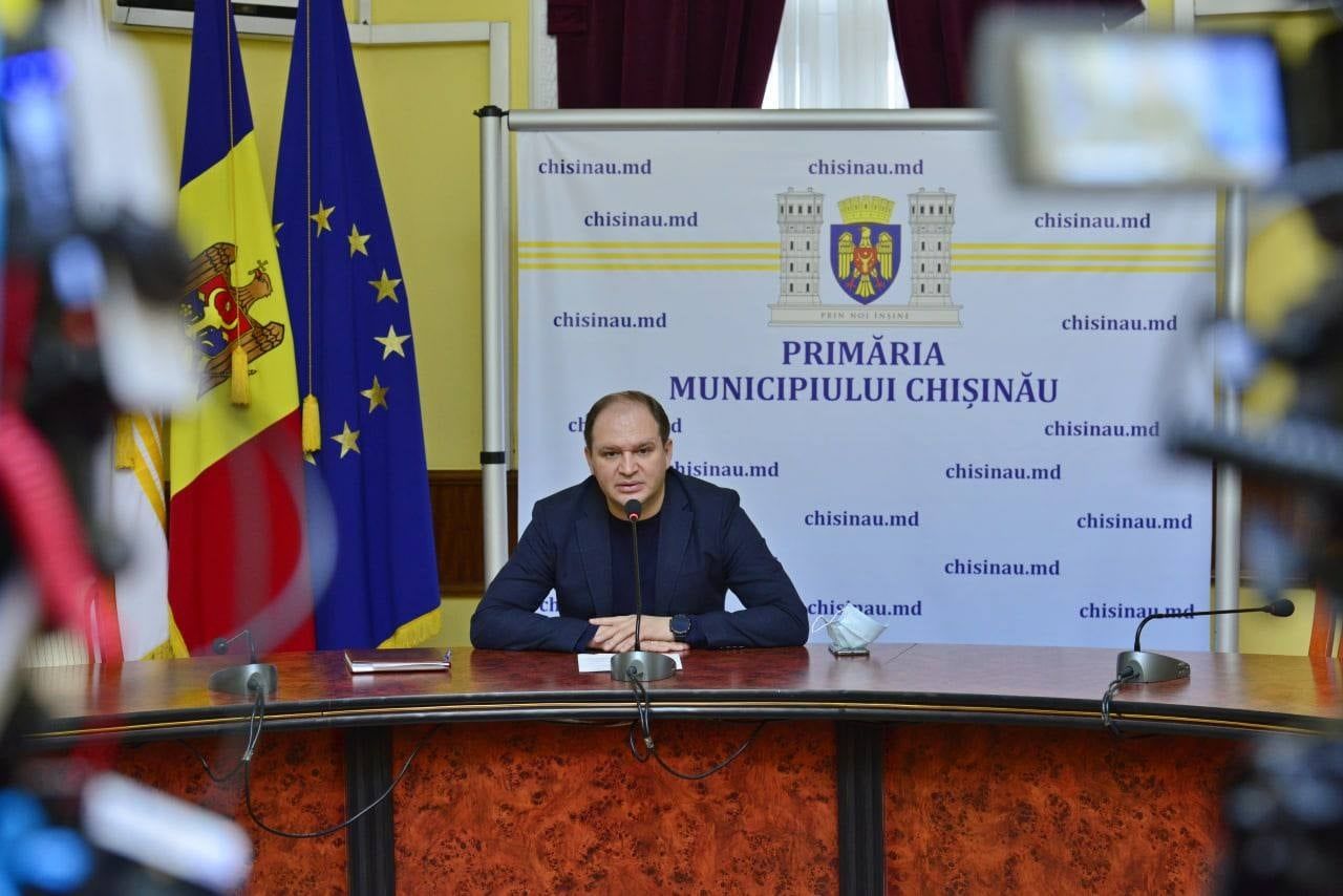 Чебан: Необходимо начать прямые переговоры о закупке 100 автобусов.
