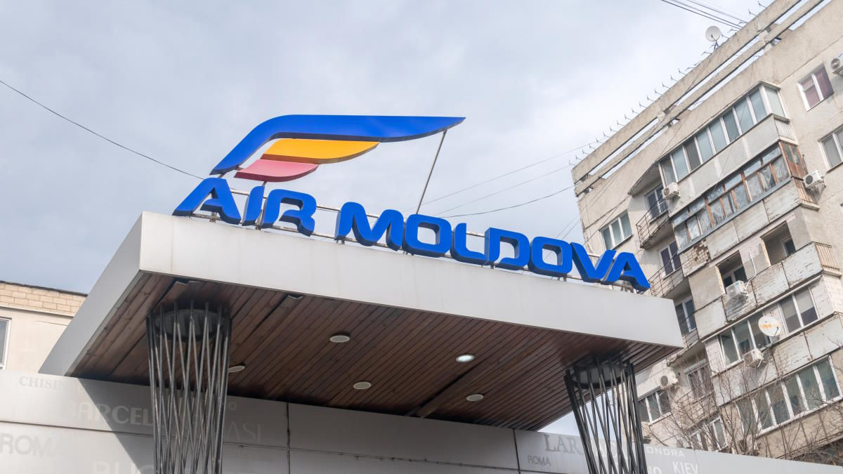 Уточнения Air Moldova: Полеты приостановлены на период с 2 по 15 мая