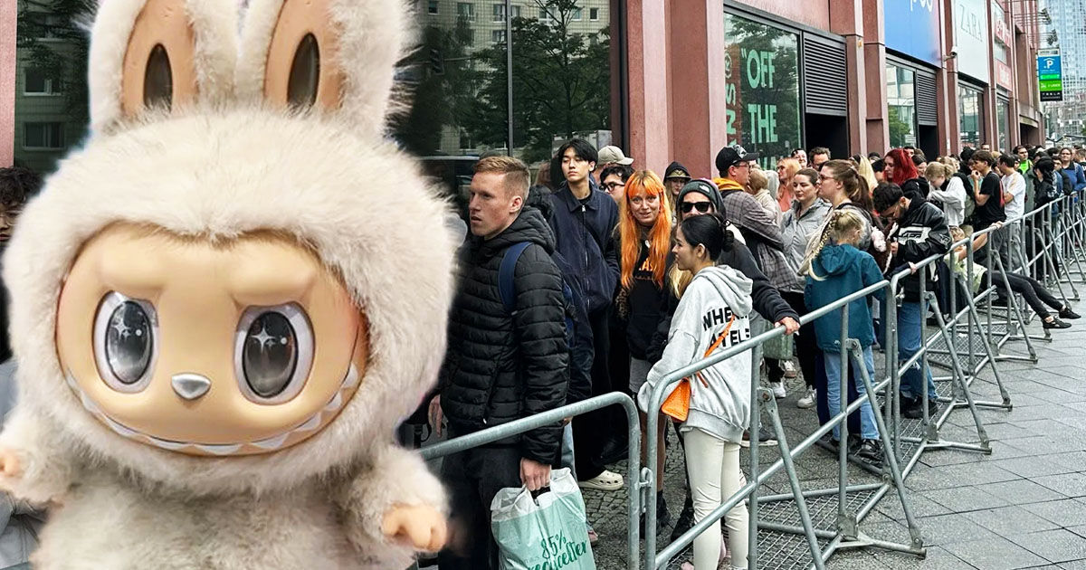 Sute de persoane au participat la deschiderea magazinului Labubu în Berlin.