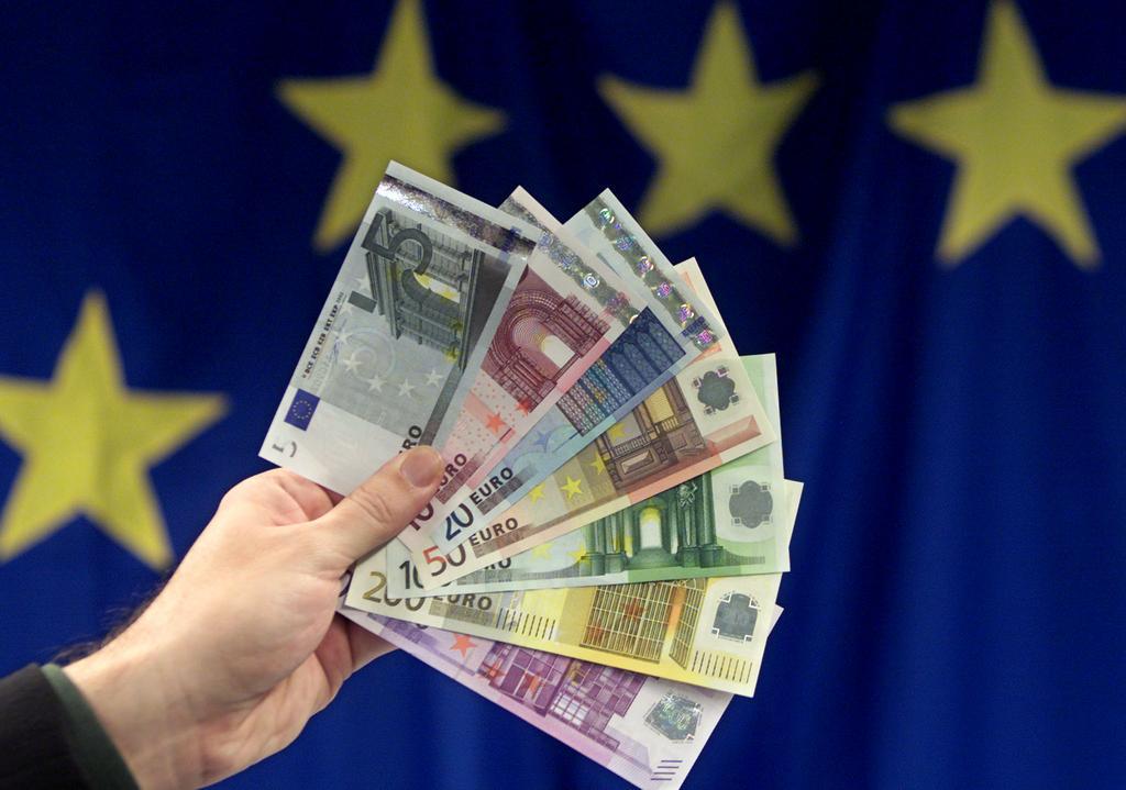 До этого самый высокий курс евро был зарегистрирован 15 декабря 2009 года – 17 леев 98 банов.