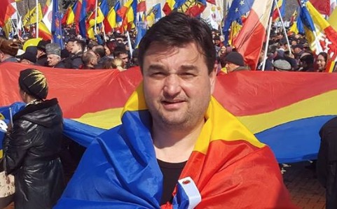Представитель ПНЕ предложил, чтобы на митинг пригласили Бэсеску.