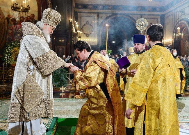 Патриарх Кирилл возвёл уроженца Молдовы в сан патриаршего архидиакона.