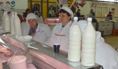 Hala de lactate din Piaţa Centrală a fost închisă. Foto: desteptarea.ro
