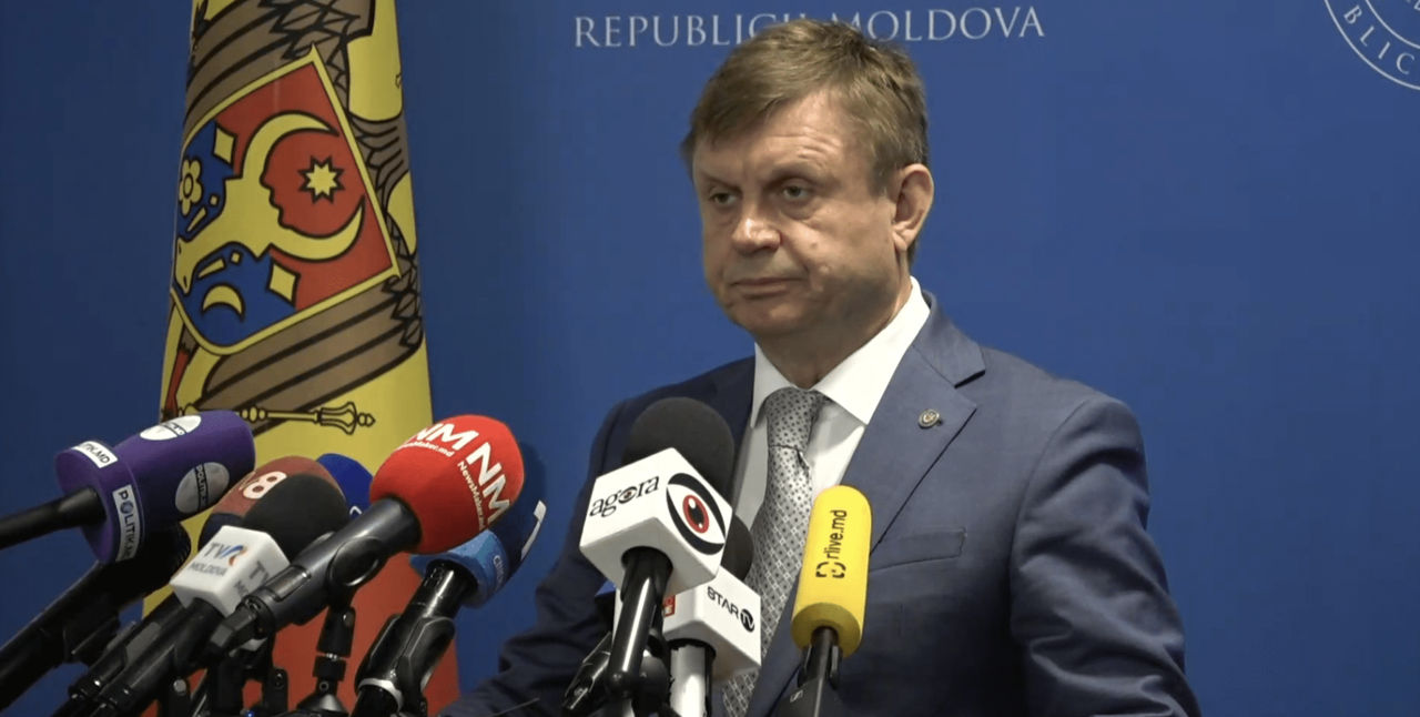 Chiveri: Cele 36.000 de cereri pentru cetățenia rusă ar putea fi desenate.