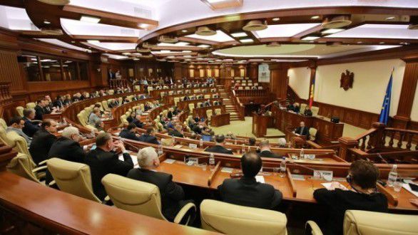 Legea „amnistiei fiscale”, votată în prima lectură.