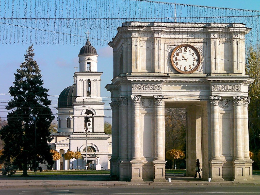 В Кишиневе днем воздух прогреется до +21 градусов Цельсия. 